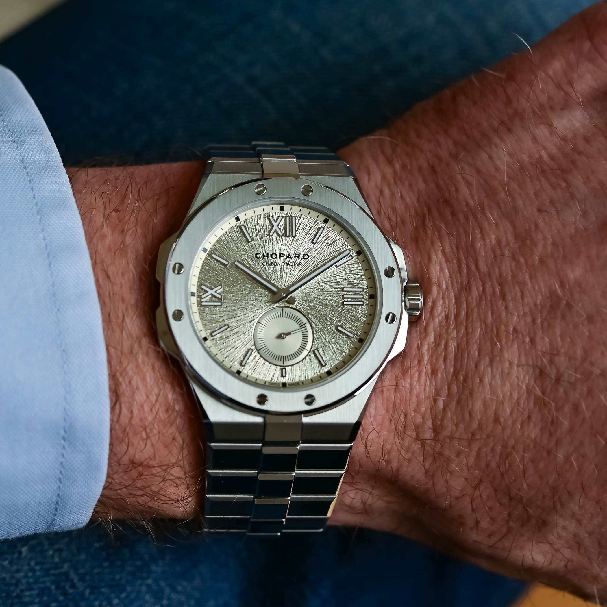 2026 Chopard Alpine Eagle 41 Xps Champagne Dial Micro-Adjustment - Review - 2 2026 Chopard Alpine Eagle 41 Xps Champagne Dial Micro-Adjustment - Review - 2