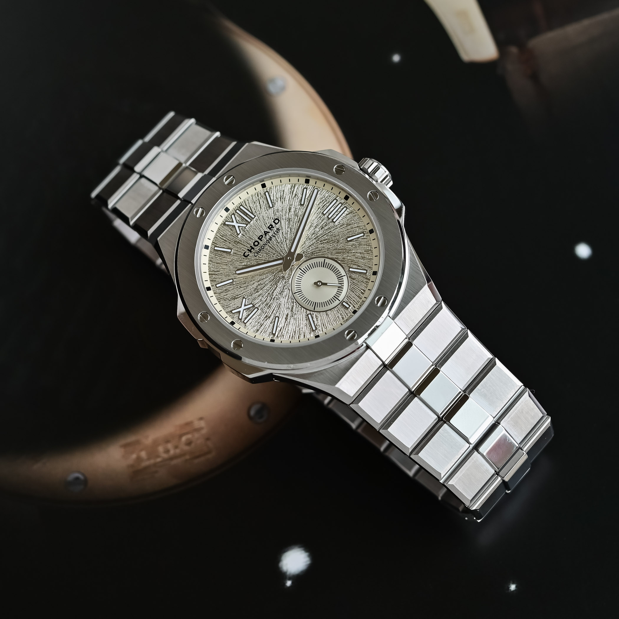 The Integrated Bracelet Watch Trend Keeps Going Strong, With Tons Of New Models Presented At Watches & Wonders 2026 The Integrated Bracelet Watch Trend Keeps Going Strong, With Tons Of New Models Presented At Watches & Wonders 2026 - Royal Watch Pk