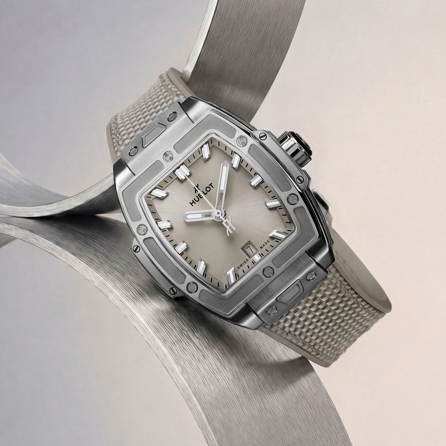 Hublot Softens Its Edge With The Spirit Of Big Bang Essential Taupe - Royal Watch Pk