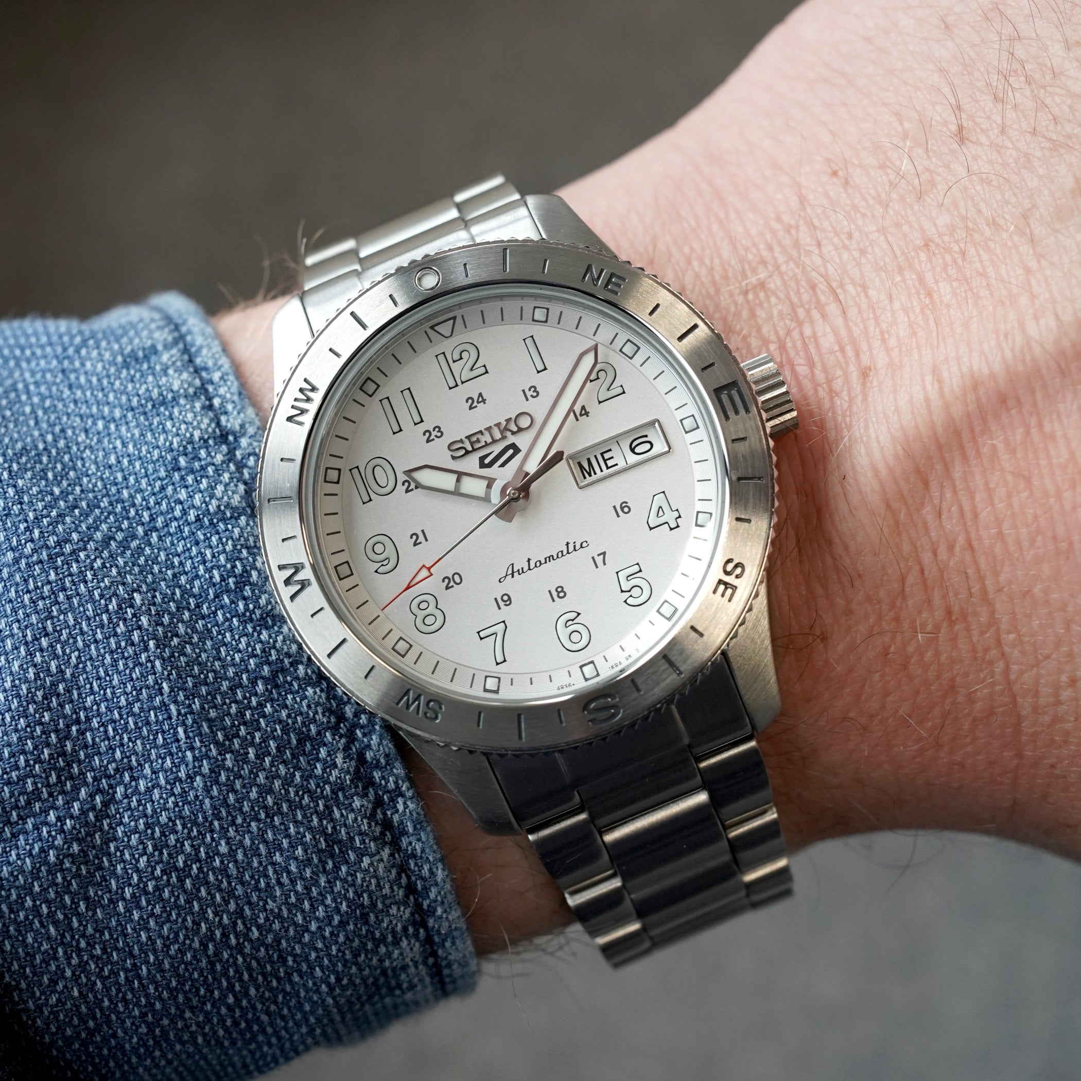 Where Value Meets Virtue, With Six Cool Sub-1K Watches - Royal Watch Pk