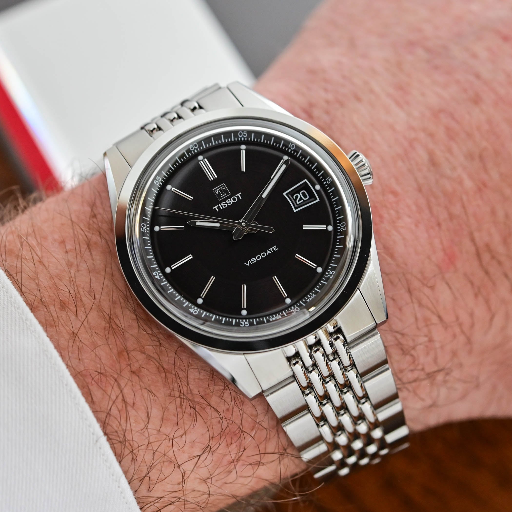 Where Value Meets Virtue, With Six Cool Sub-1K Watches - Royal Watch Pk