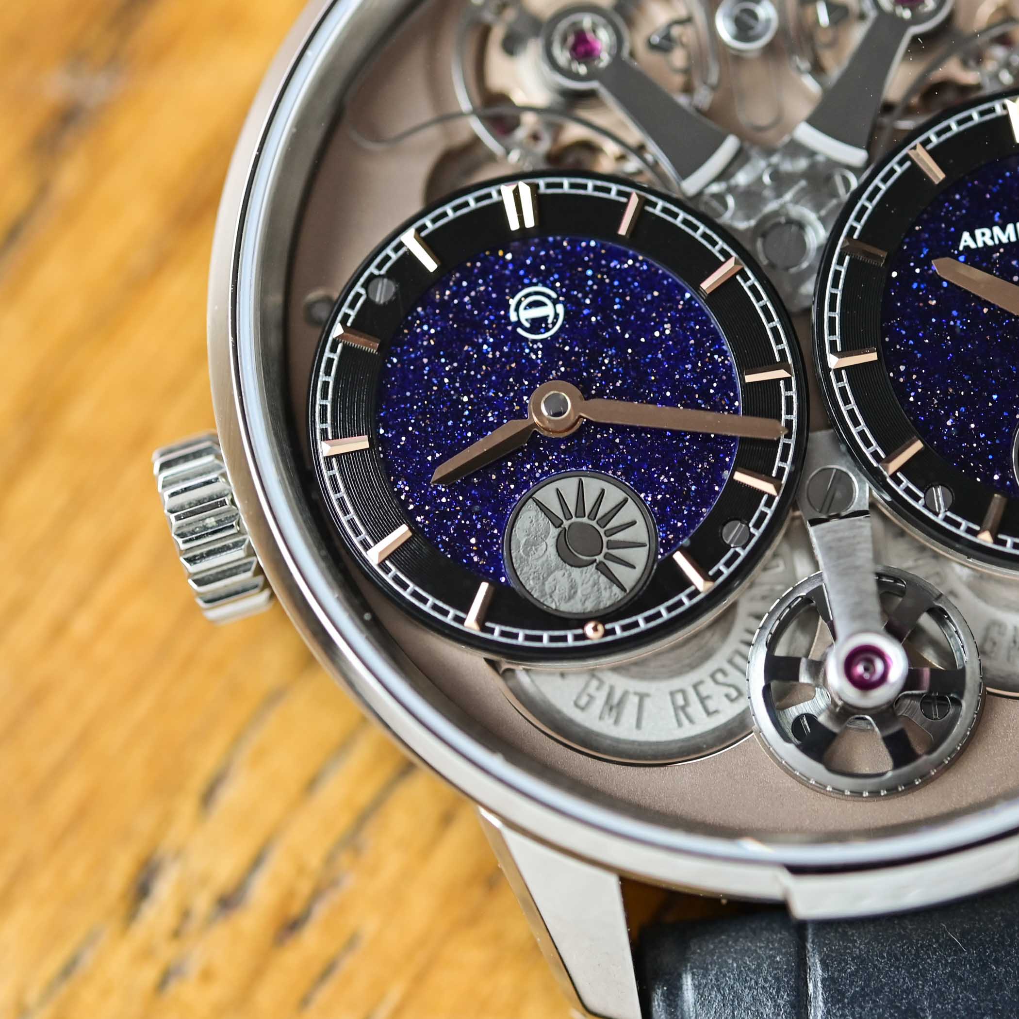 Armin Strom Dual Time Gmt Resonance Aventurine Video Review - 7 Armin Strom Dual Time Gmt Resonance Aventurine Video Review - 7