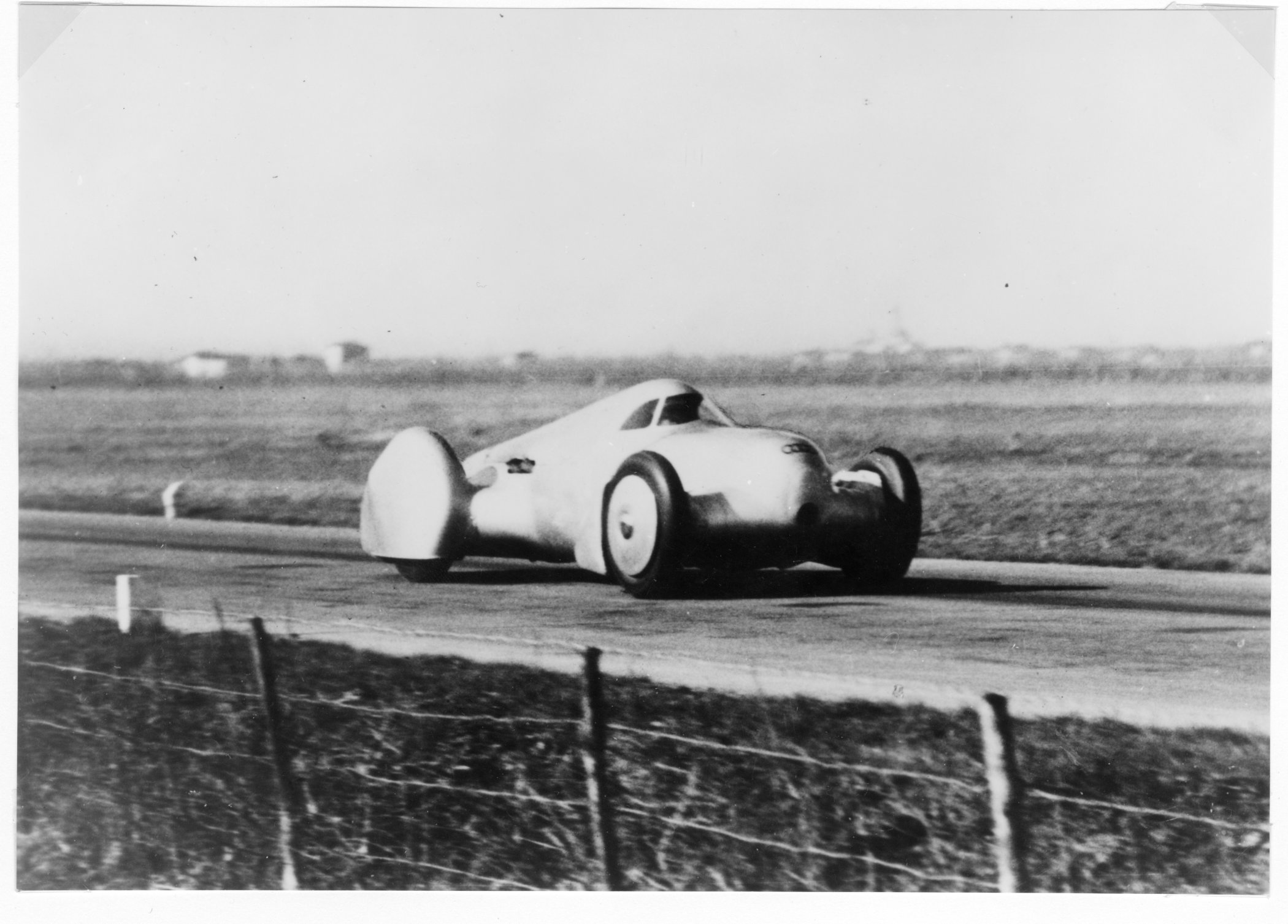 The Auto Union Lucca, A Record-Breaking Speed Machine Reborn The Auto Union Lucca, A Record-Breaking Speed Machine Reborn - Royal Watch Pk