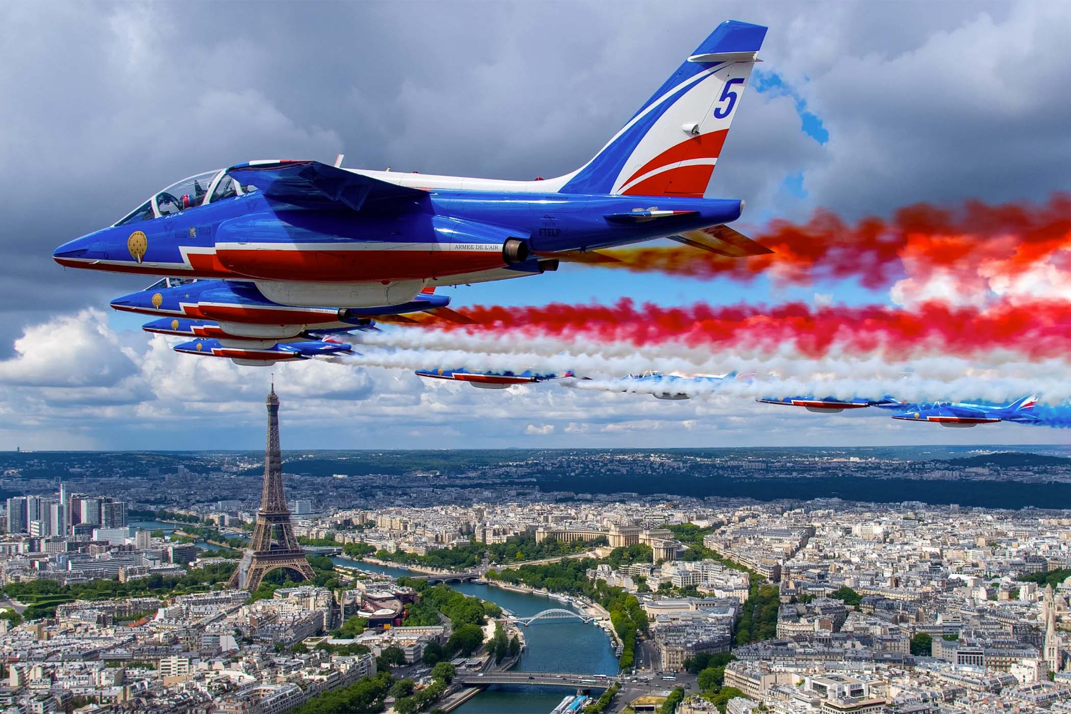 The Bell & Ross Br-X3 Patrouille De France The Bell & Ross Br-X3 Patrouille De France - Royal Watch Pk