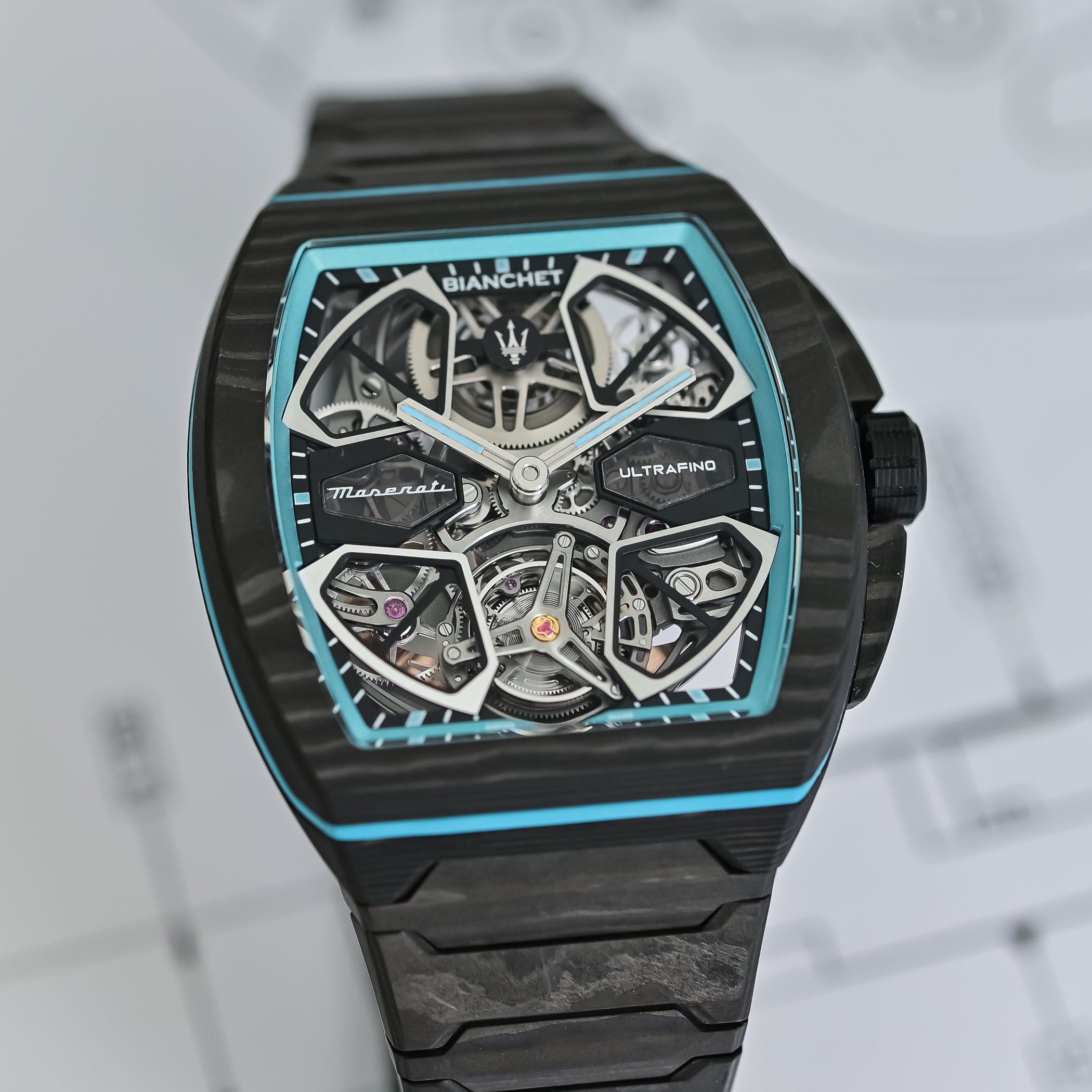 Bianchet Ultrafino Maserati Flying Tourbillon Carbon - Review - 5