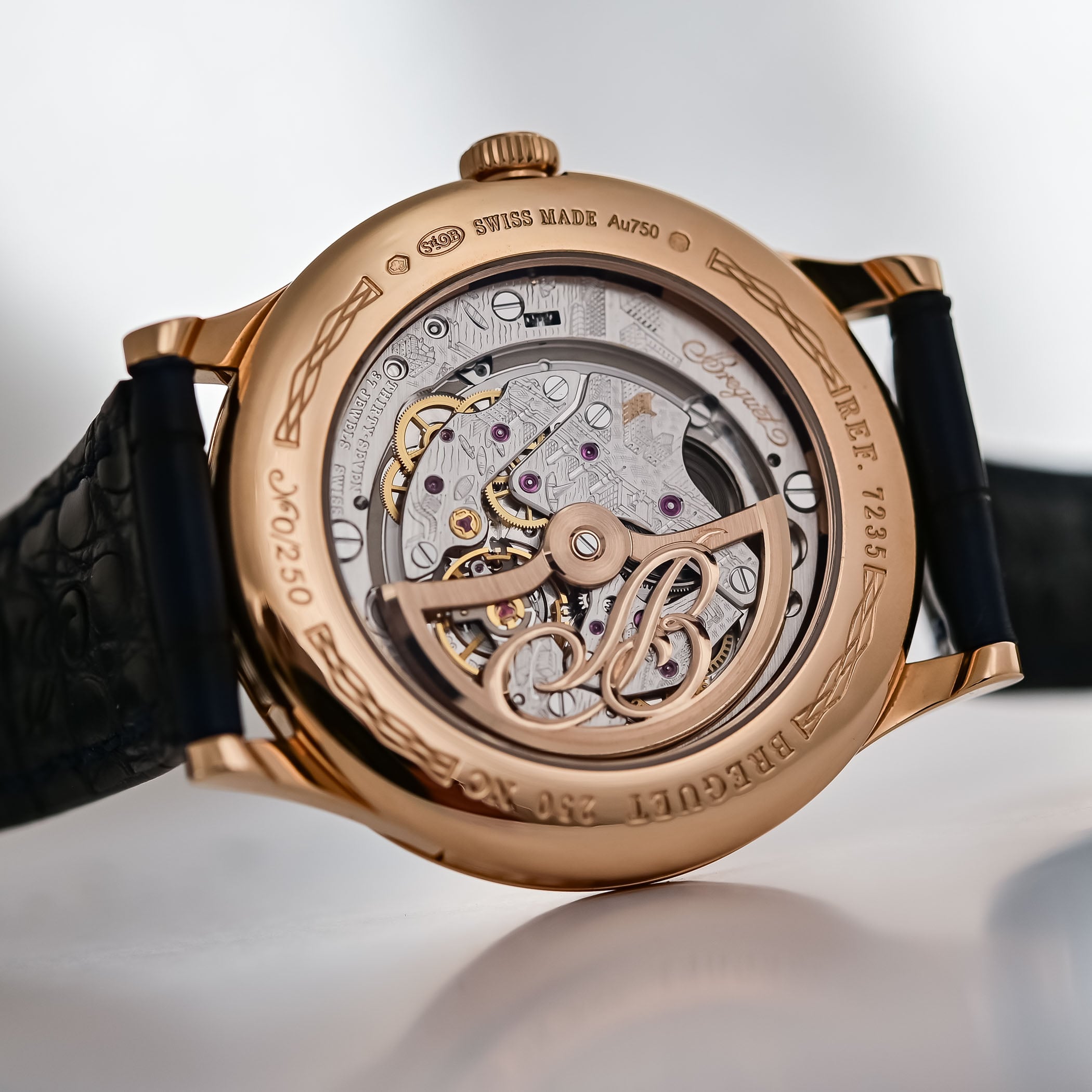 Breguet Classique 7235 Moon Power Reserve 250Th Anniversary - Review - 5