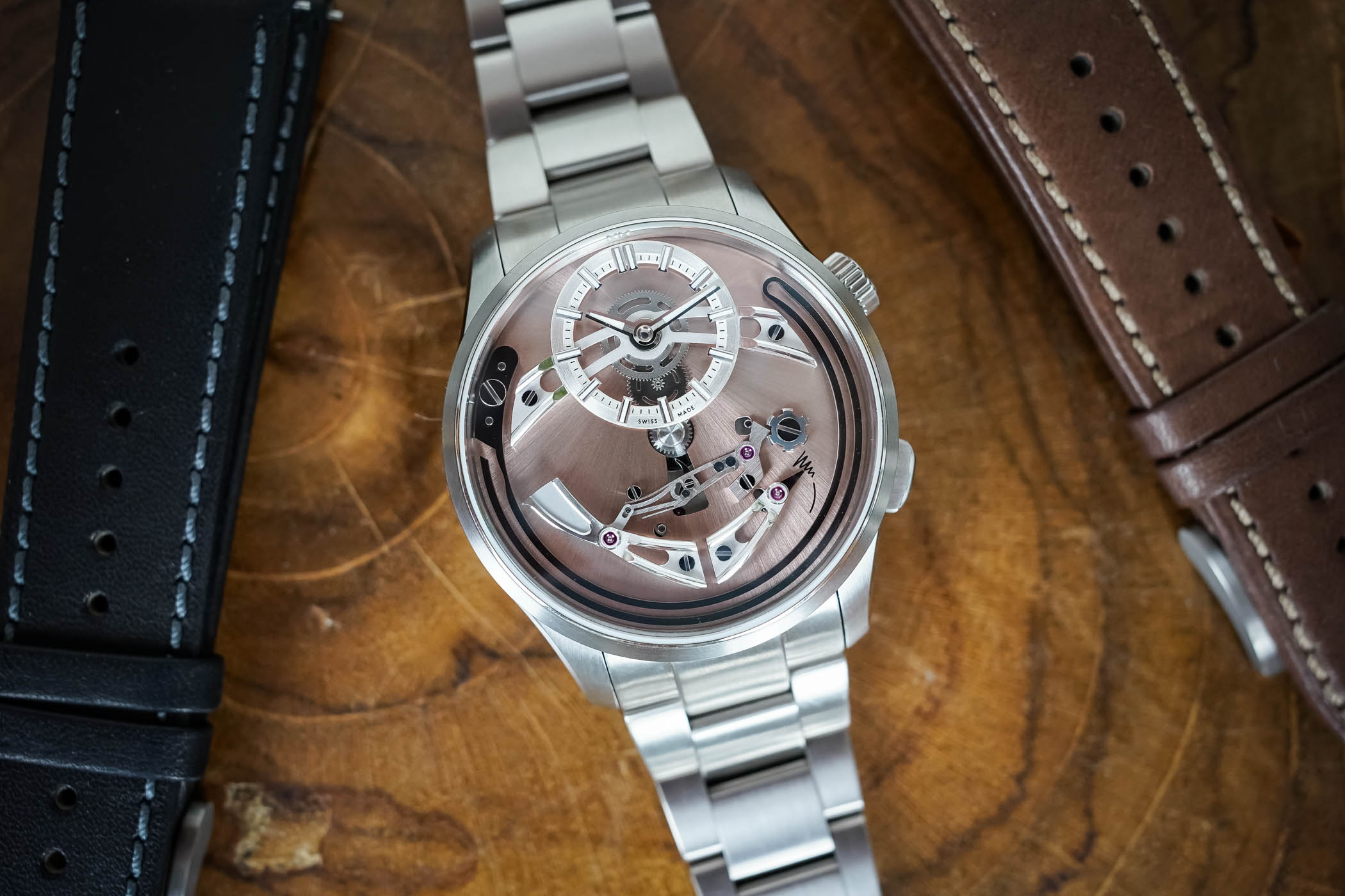 The History Of English Watchmaking The History Of English Watchmaking - Royal Watch Pk