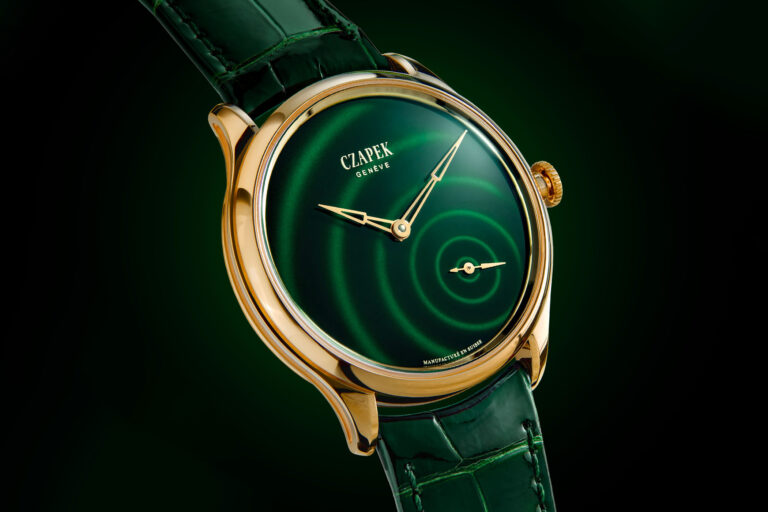 The Hypnotic Green Dial Of The Czapek Promenade Goutte De Rosée The Hypnotic Green Dial Of The Czapek Promenade Goutte De Rosée