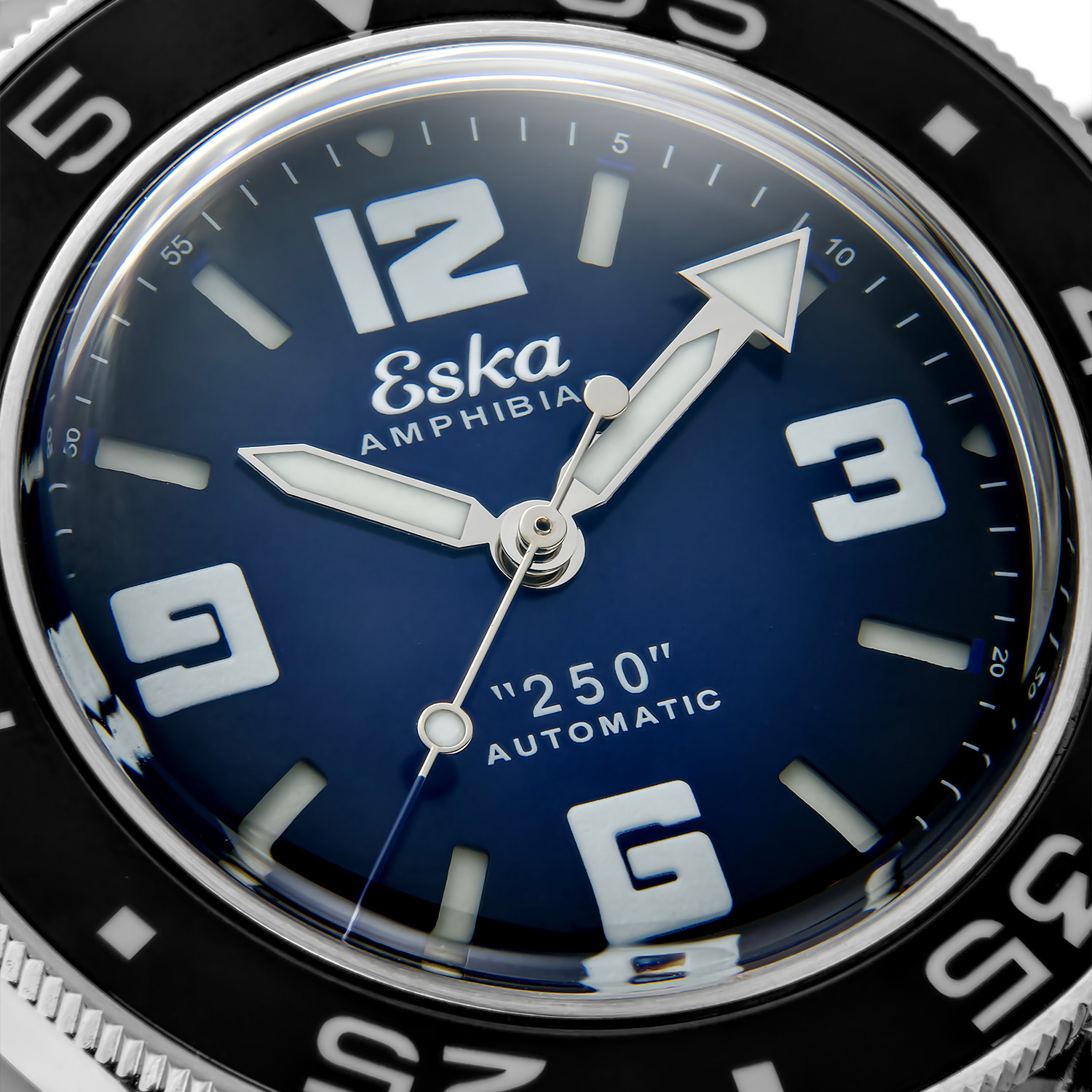 Eska Amphibian 250 Blue Dolphin Blue Gradient Dial - 3