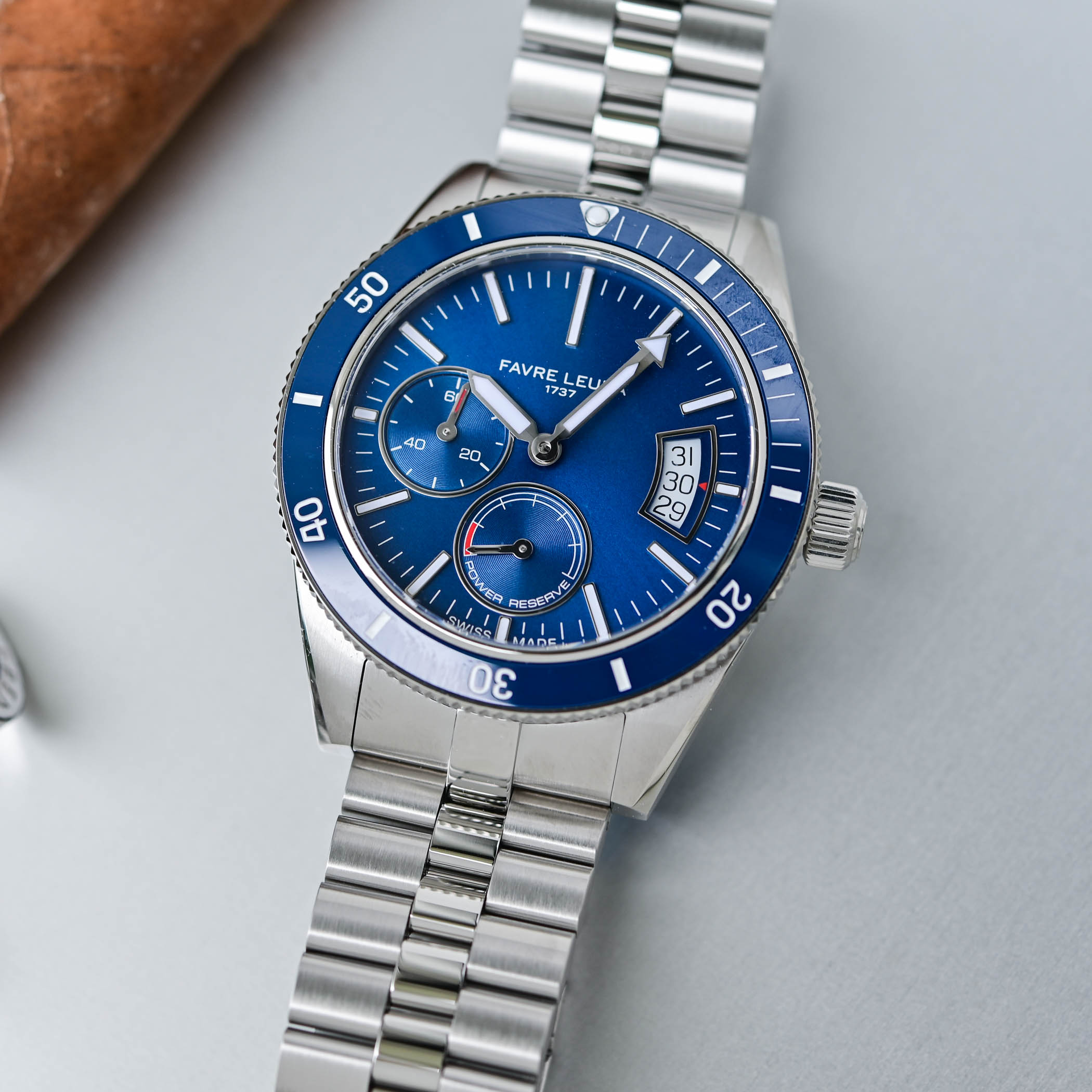 Favre Leuba Deep Raider Power Reserve Review - 11