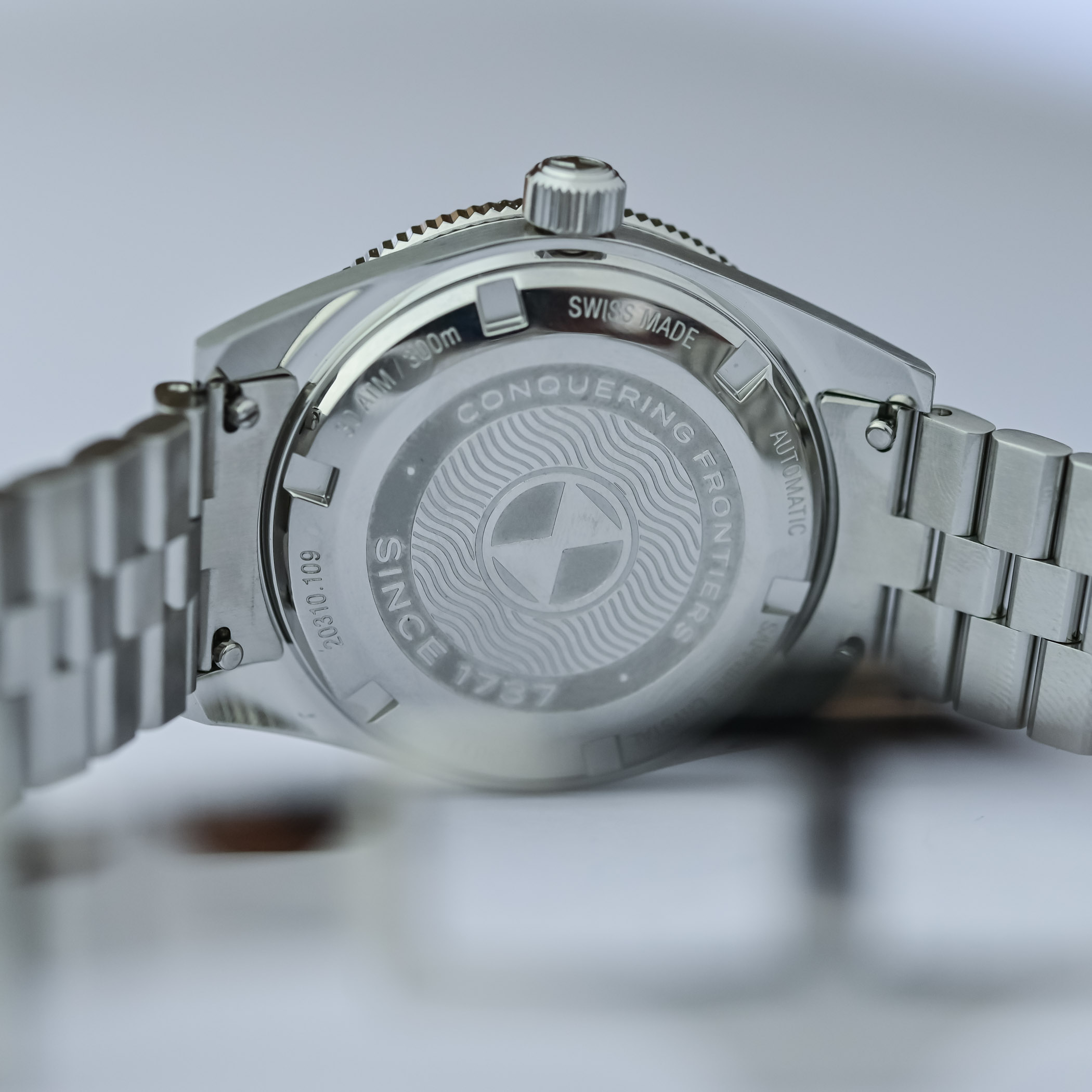 Favre Leuba Deep Raider Power Reserve Review - 2