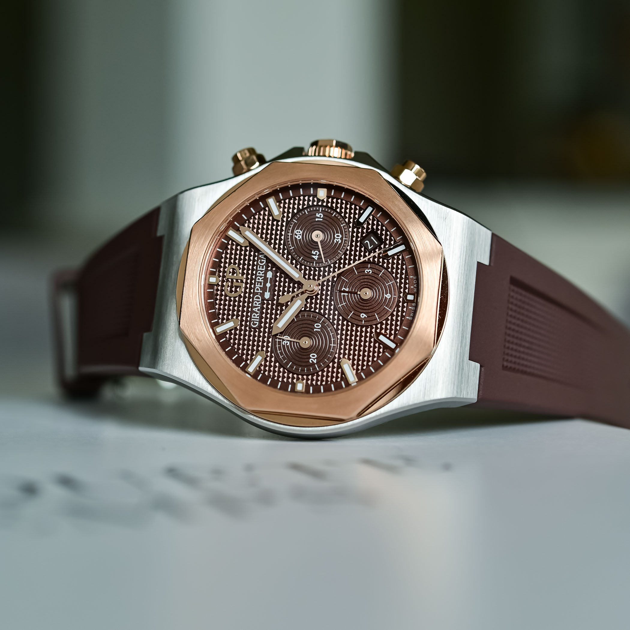 The Two-Tone & Chocolate Girard-Perregaux Laureato Chronograph 42Mm - Royal Watch Pk