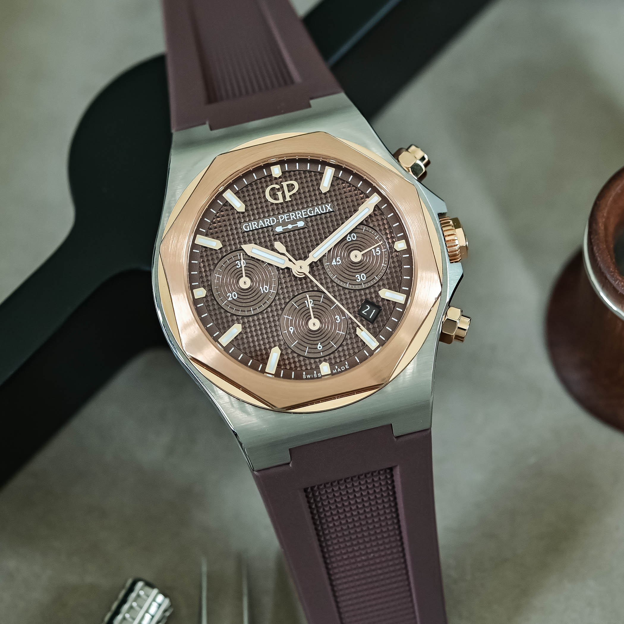 The Two-Tone & Chocolate Girard-Perregaux Laureato Chronograph 42Mm - Royal Watch Pk