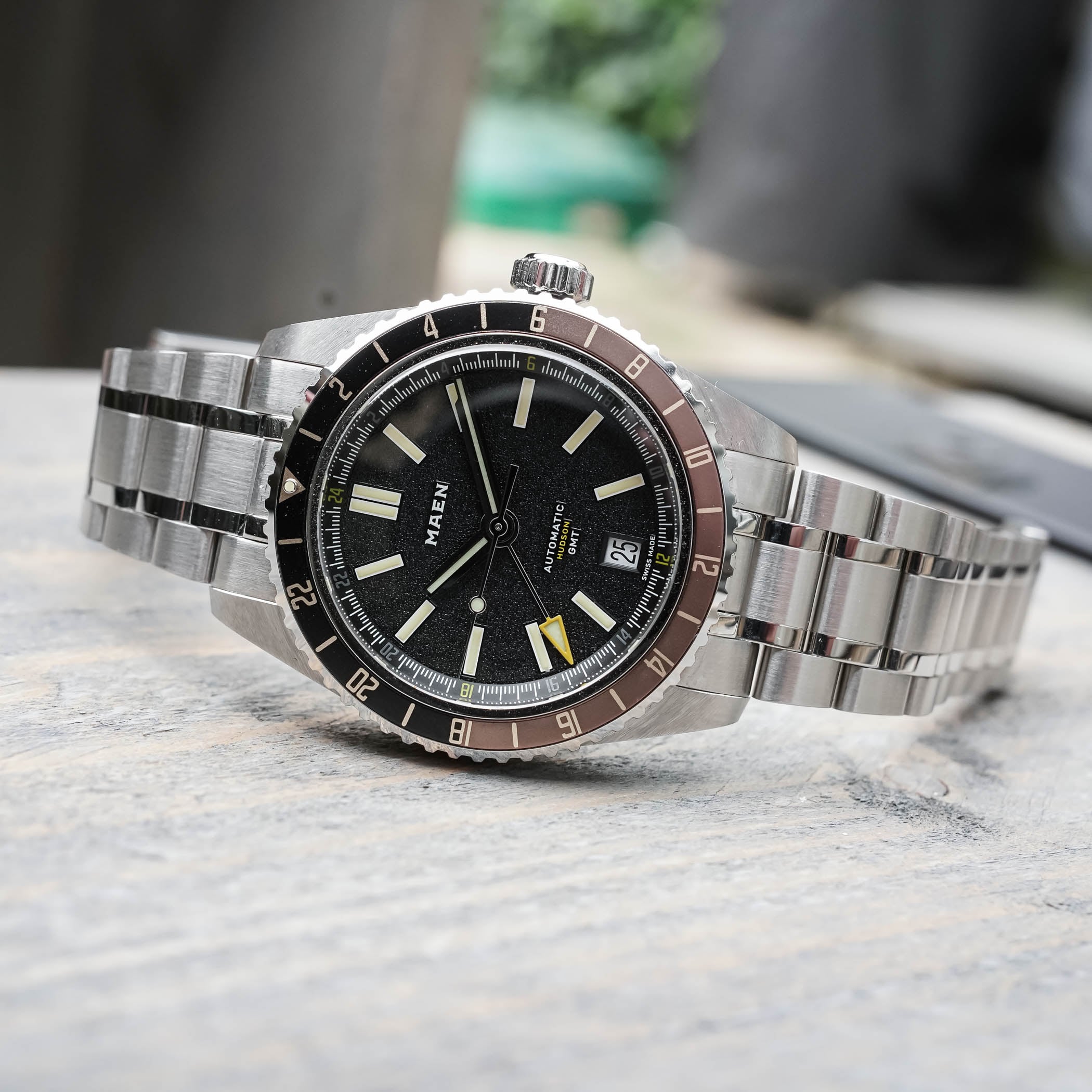 The Maen Hudson 38 Gmt Mkii, A Compact Traveller’s Watch With Vintage Flair The Maen Hudson 38 Gmt Mkii, A Compact Traveller’s Watch With Vintage Flair - Royal Watch Pk