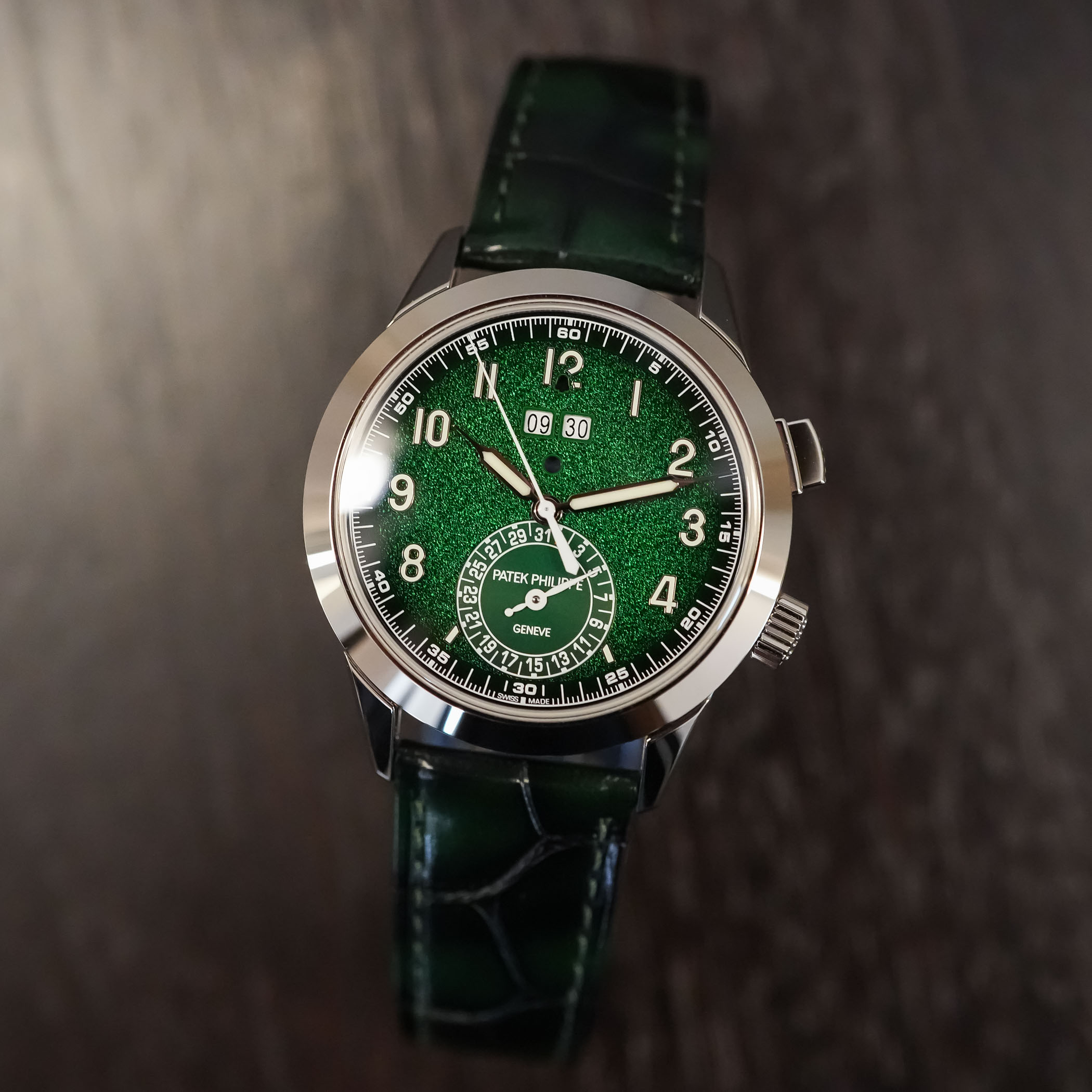 The Patek Philippe Calatrava Alarm 5322G, Technically Impressive, Genuinely Usable - Royal Watch Pk