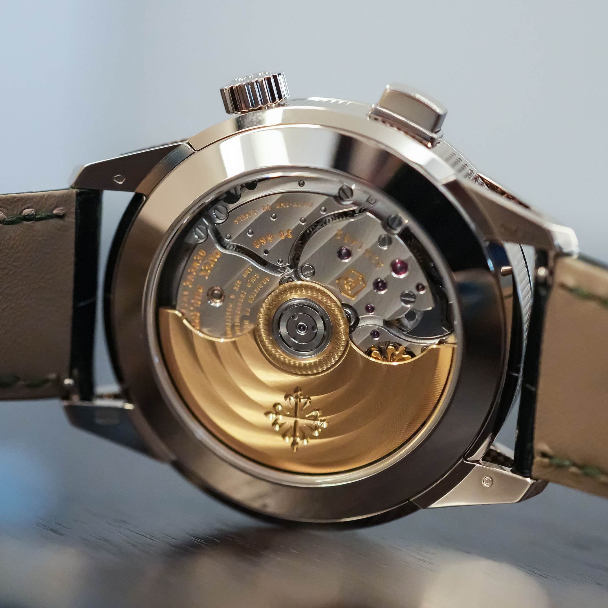 The Patek Philippe Calatrava Alarm 5322G, Technically Impressive, Genuinely Usable - Royal Watch Pk
