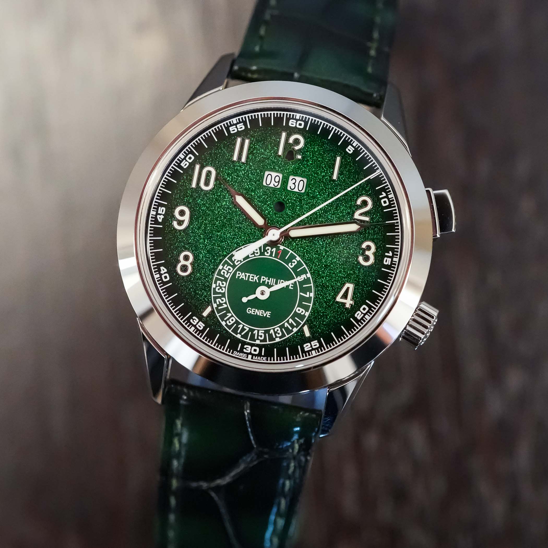 The Patek Philippe Calatrava Alarm 5322G, Technically Impressive, Genuinely Usable - Royal Watch Pk