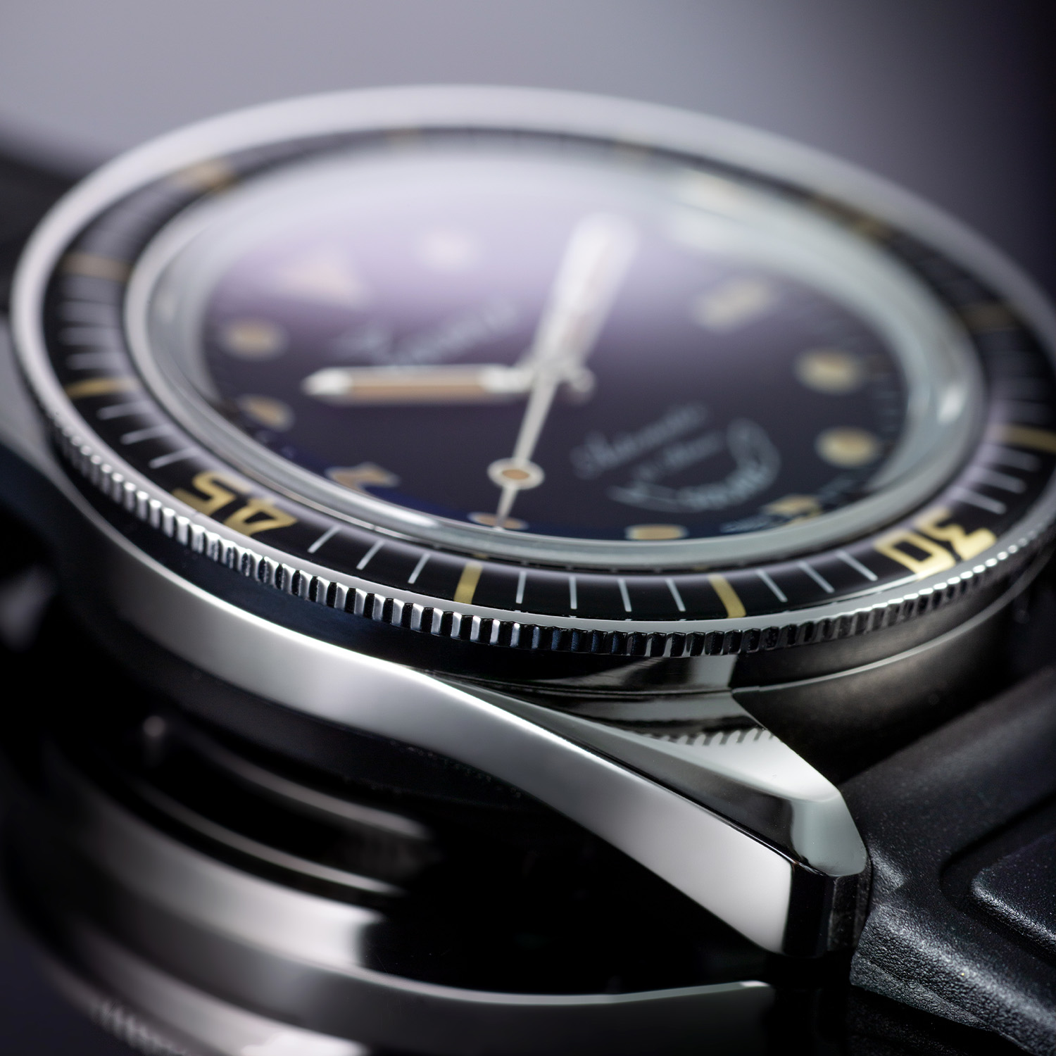 Squale Sub-37 Legend Dive Watch - 7