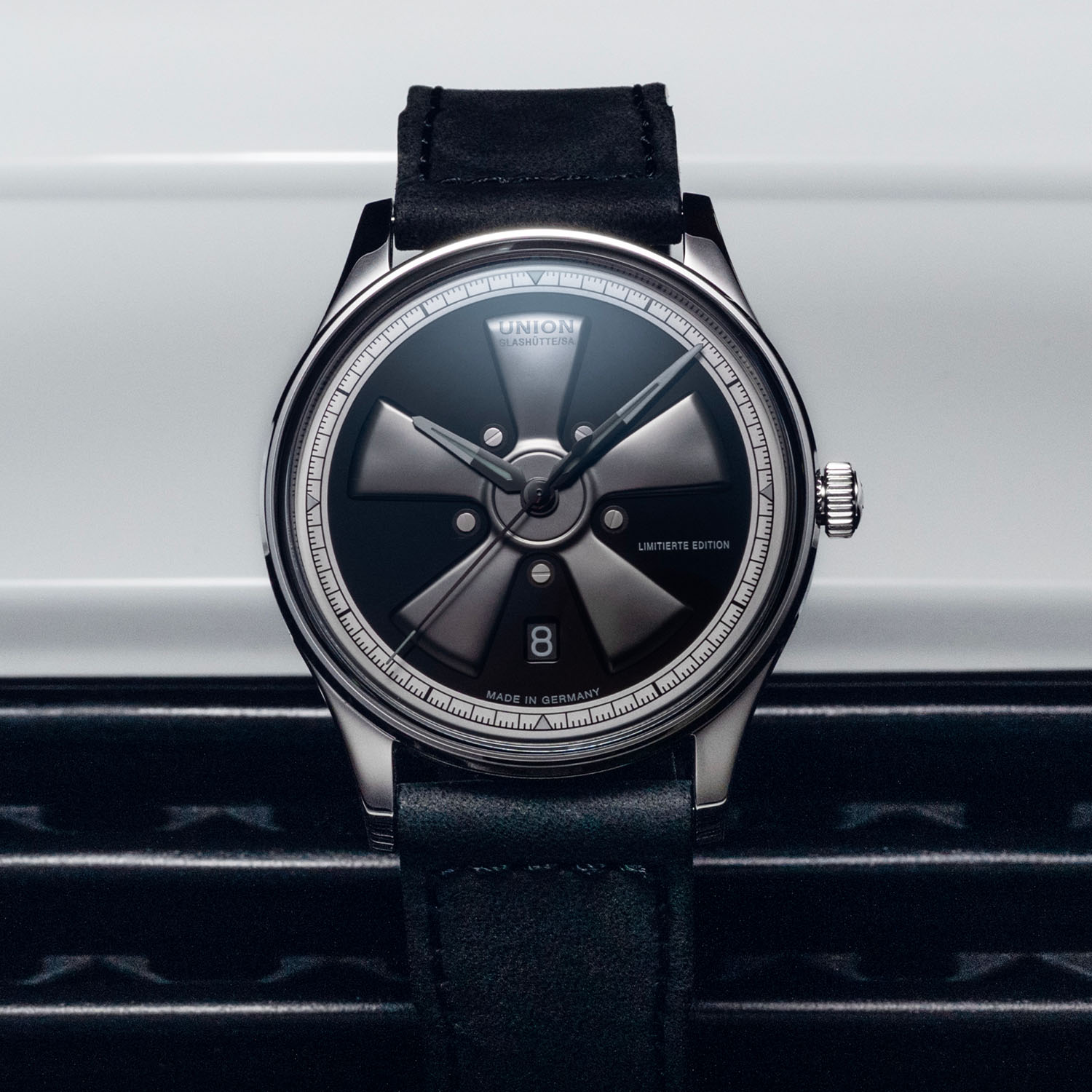 Union Glashutte Noramis Date Limited Edition Petro Surf 2026 Fuchs-Inspired Dial - 5