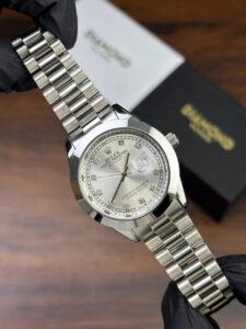 Men Date Only White Dial Watch Silver