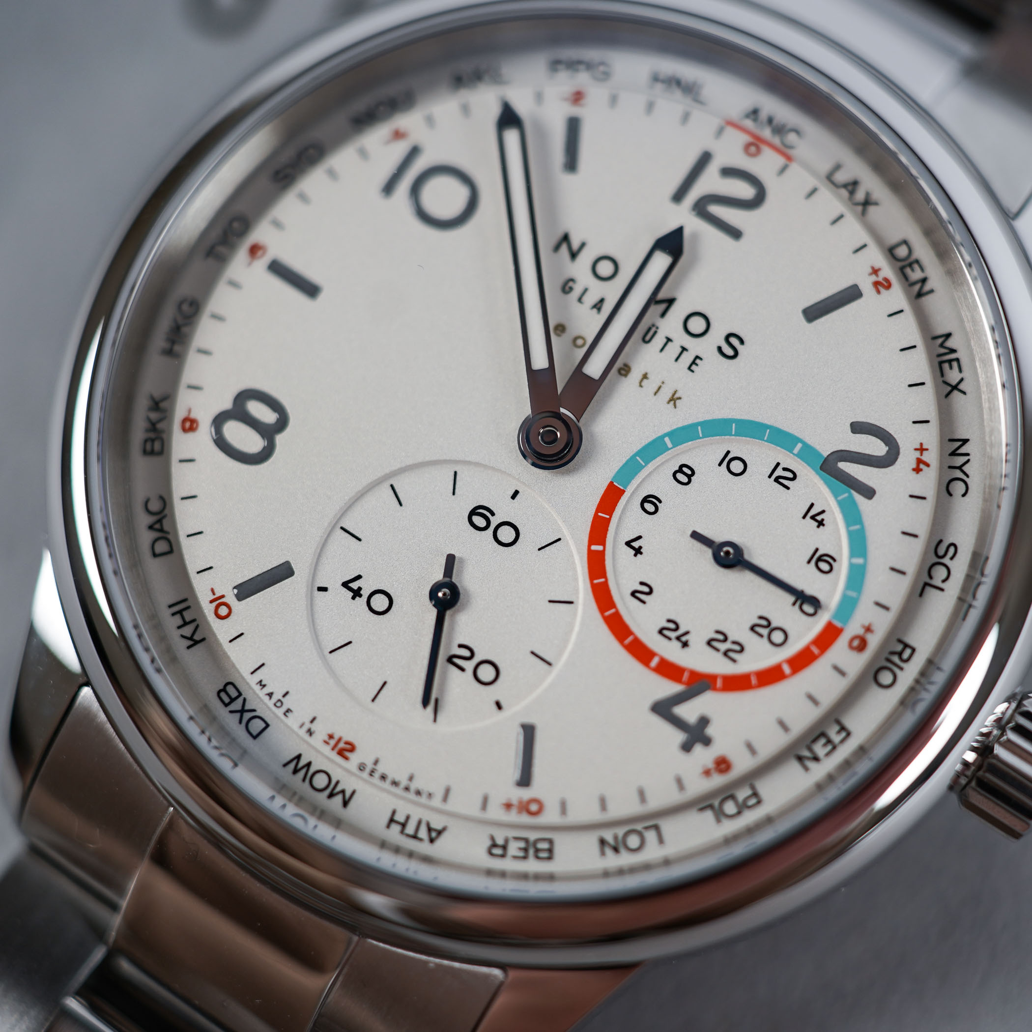 2026 Nomos Club Sport Neomatik Worldtimer Radiant White - Review - 5 2026 Nomos Club Sport Neomatik Worldtimer Radiant White - Review - 5