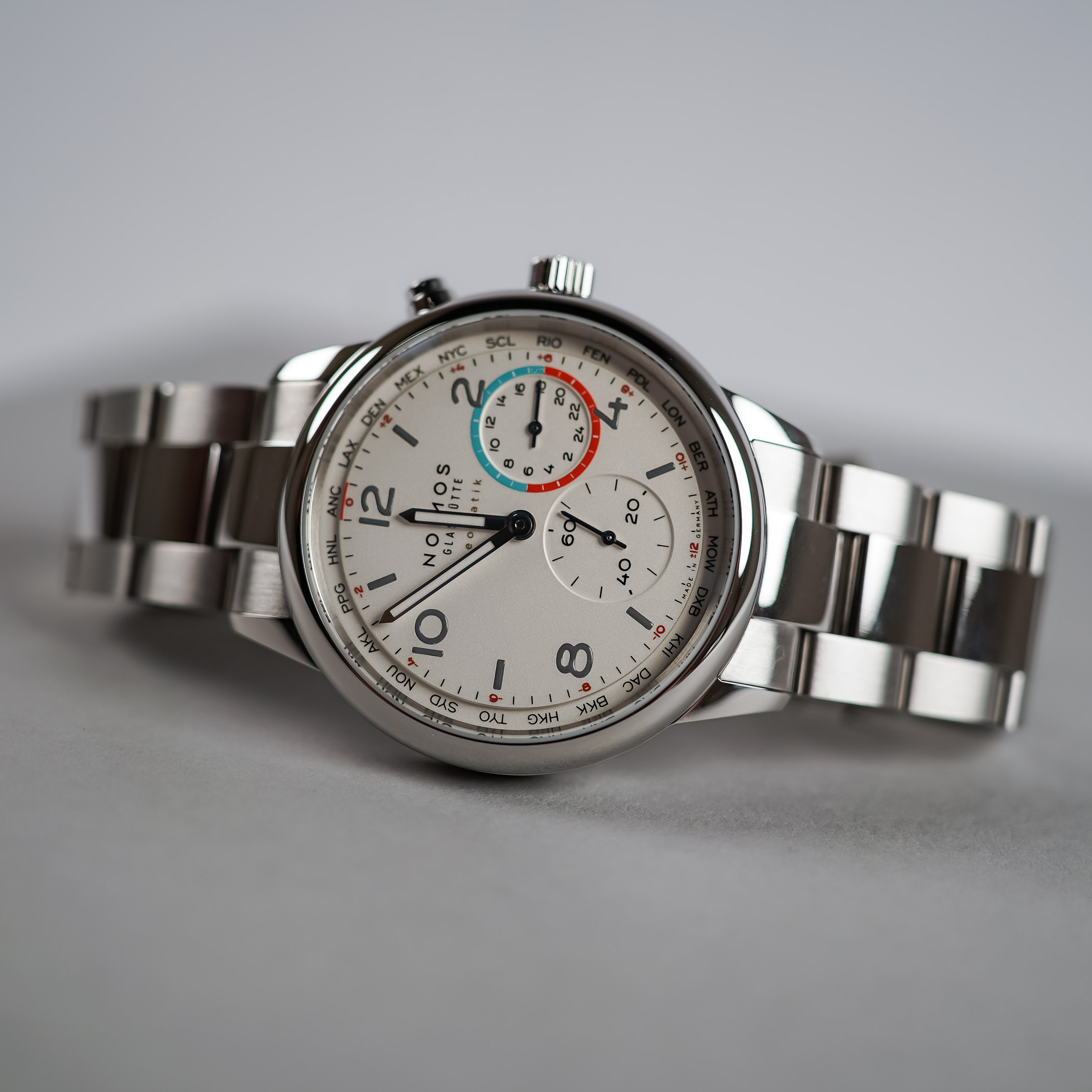 2026 Nomos Club Sport Neomatik Worldtimer Radiant White - Review - 6 2026 Nomos Club Sport Neomatik Worldtimer Radiant White - Review - 6