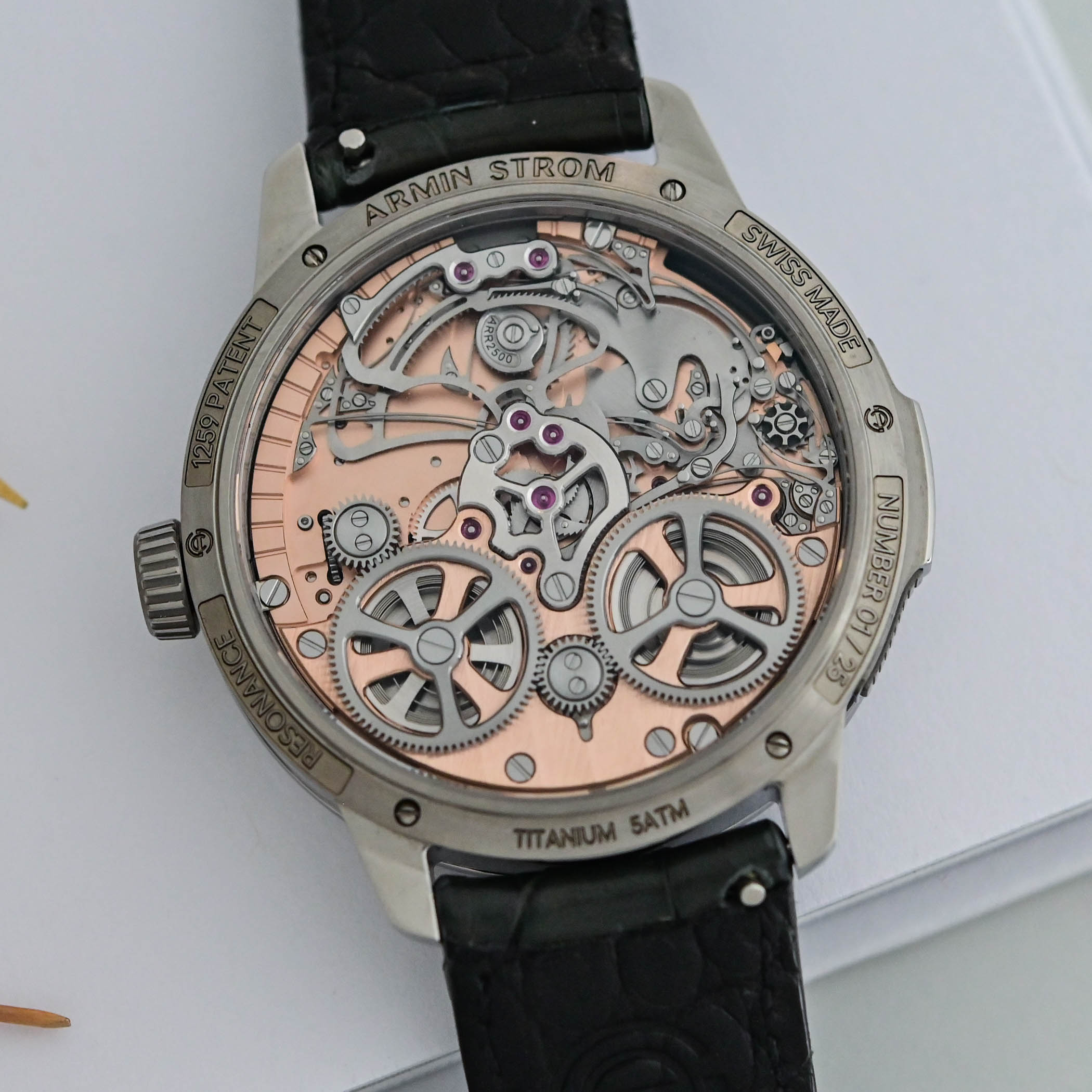 Armin Strom Minute Repeater Resonance 12-59 First Edition Review - 7