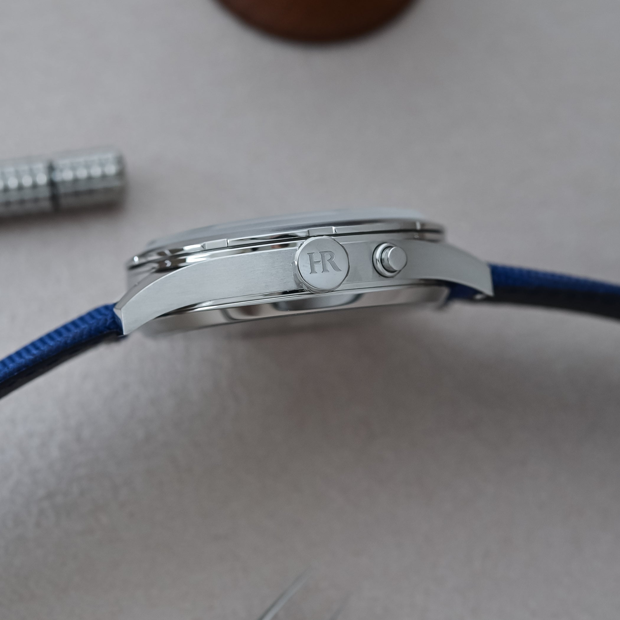Haute-Rive Honoris Strato Verde Strato Blu Steel - 1000-Hour Power Reserve Tourbillon - Review - 10 Haute-Rive Honoris Strato Verde Strato Blu Steel - 1000-Hour Power Reserve Tourbillon - Review - 10