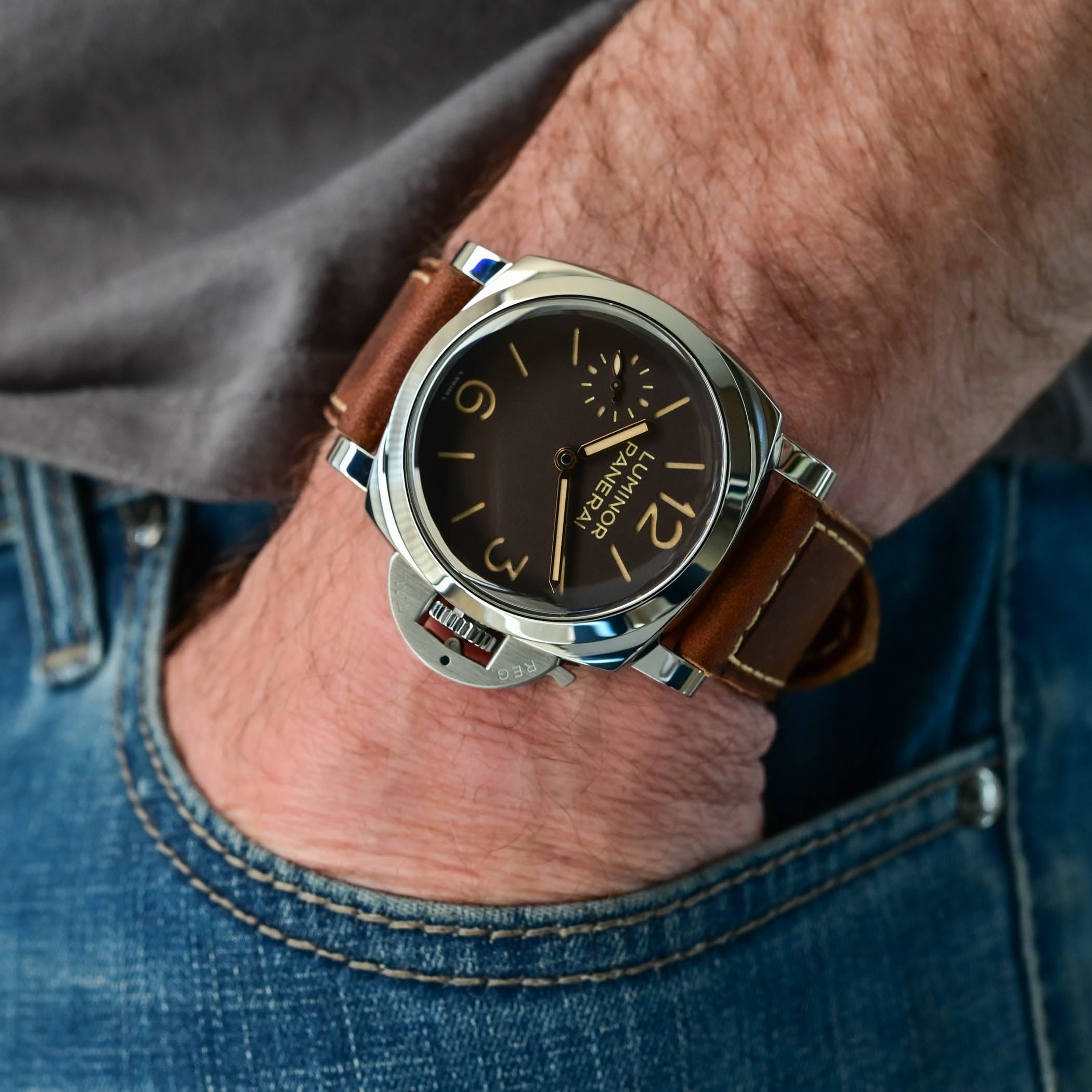 Panerai Luminor Pam01731 And Luminor Destro Pam01732 - 2026 Video Review - 2 Panerai Luminor Pam01731 And Luminor Destro Pam01732 - 2026 Video Review - 2