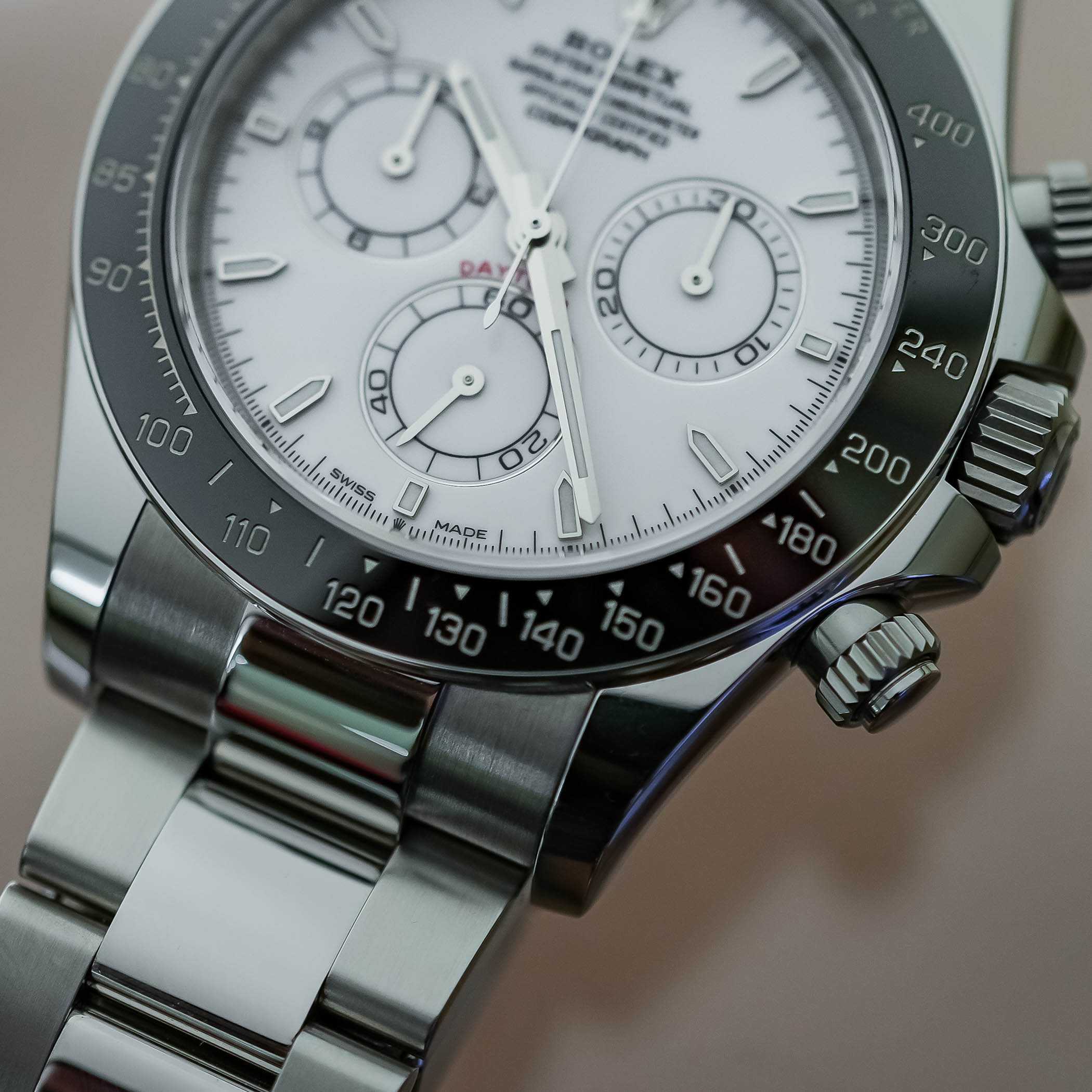 Rolex Daytona Rolesium Enamel Albino Dial 126502 Review - 4 Rolex Daytona Rolesium Enamel Albino Dial 126502 Review - 4