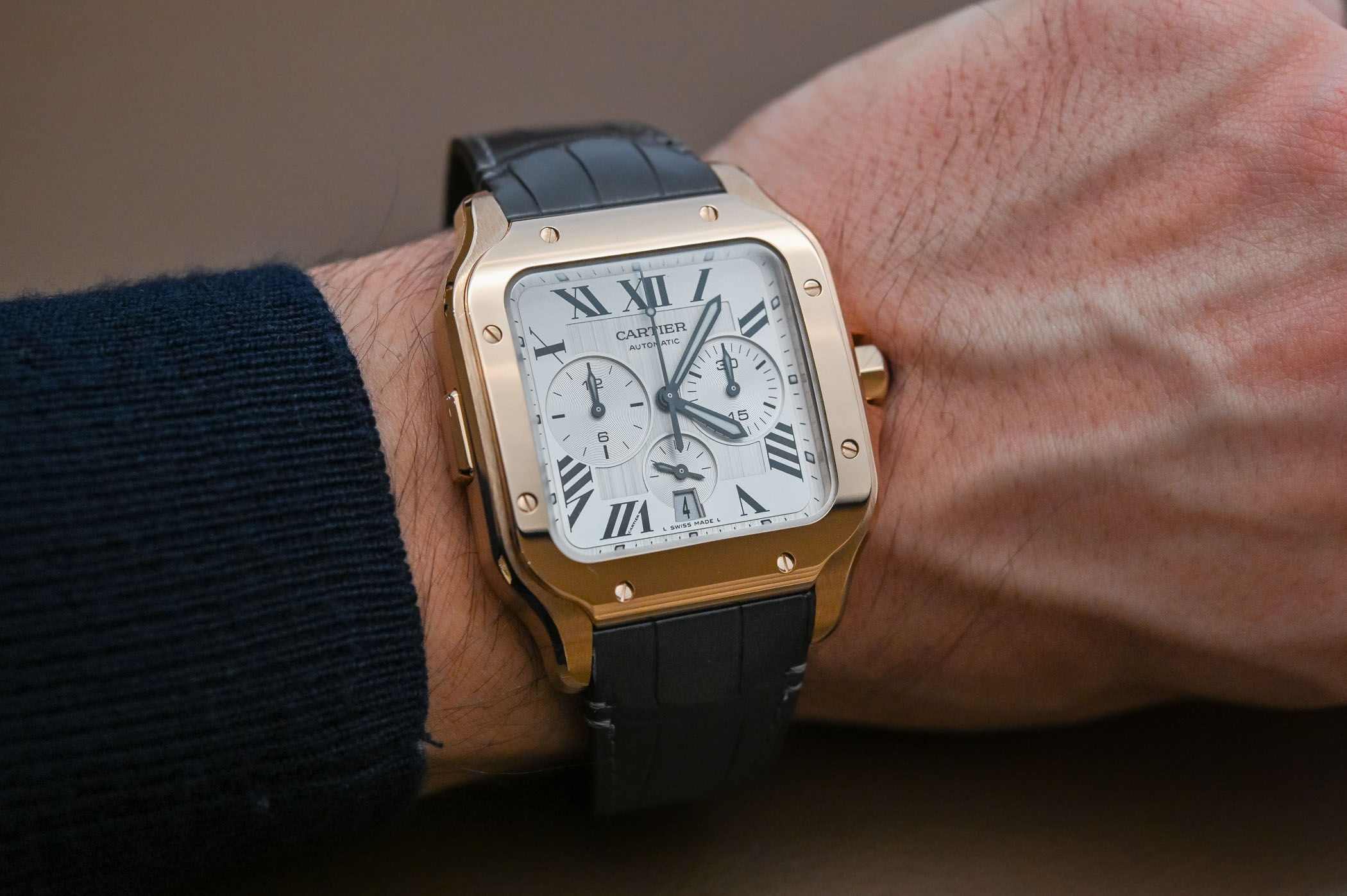 Santos De Cartier Chronograph Sihh 2019 - Review - 7 Santos De Cartier Chronograph Sihh 2019 - Review - 7