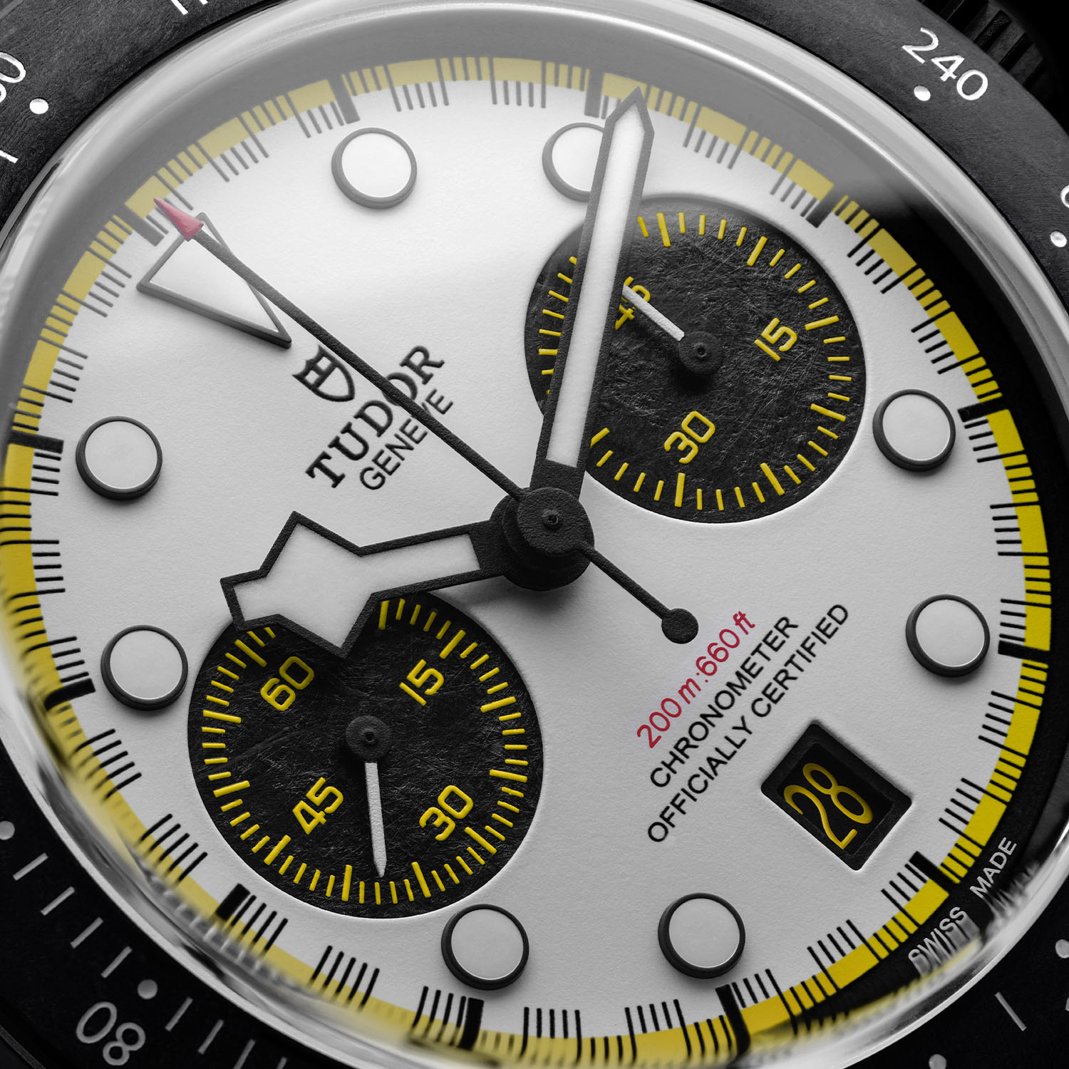 Tudor Black Bay Chrono Carbon 26 - Visa Cash App Racing Bulls - 4