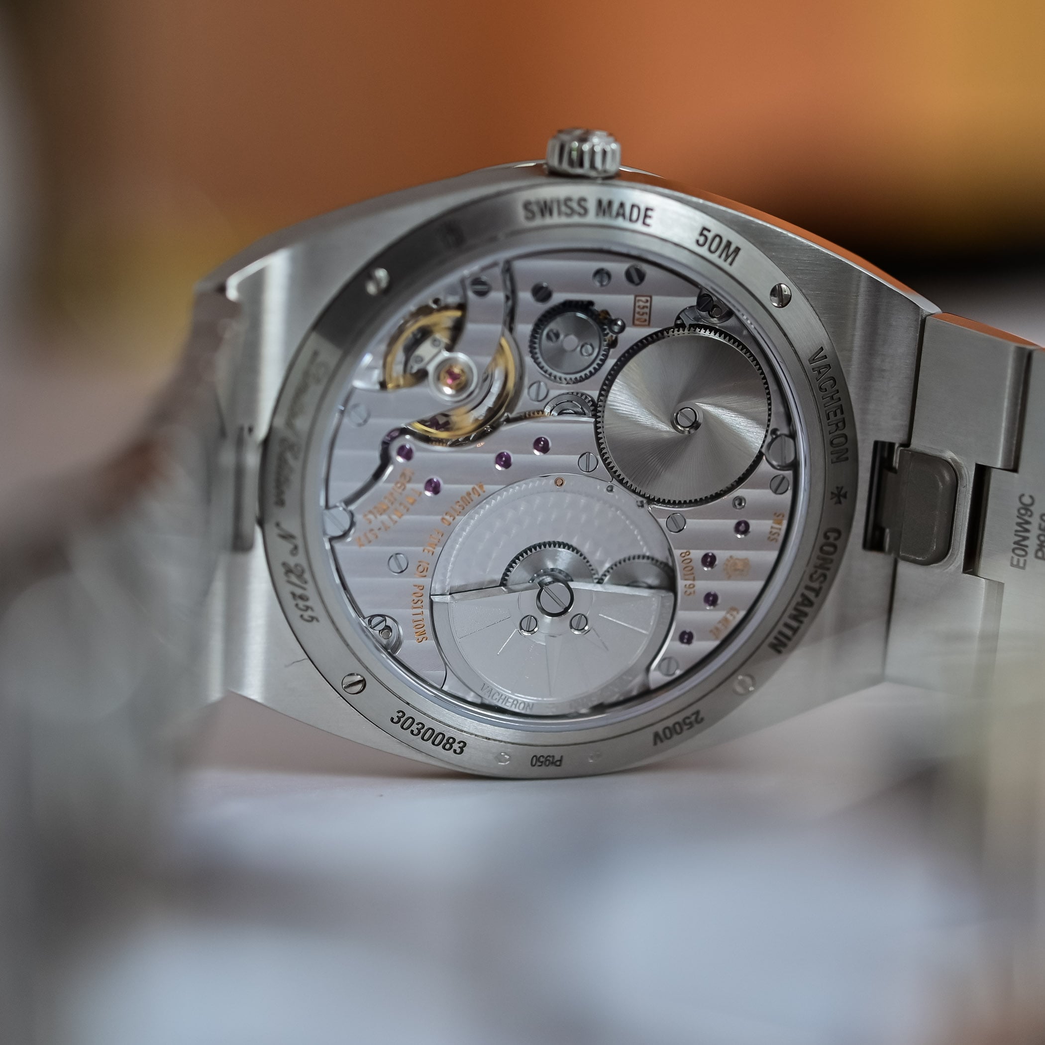 Vacheron Constantin Overseas Self-Winding Ultra-Thin 2500V - New In-House Micro-Rotor Calibre 2550 - Video Review - 13
