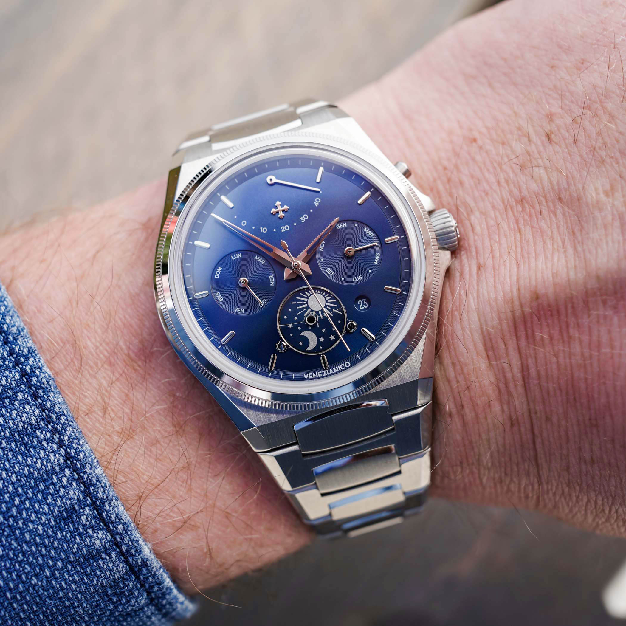 The New Venezianico Arsenale Calendario, An Accessible Take On The Integrated Bracelet Watch - Royal Watch Pk