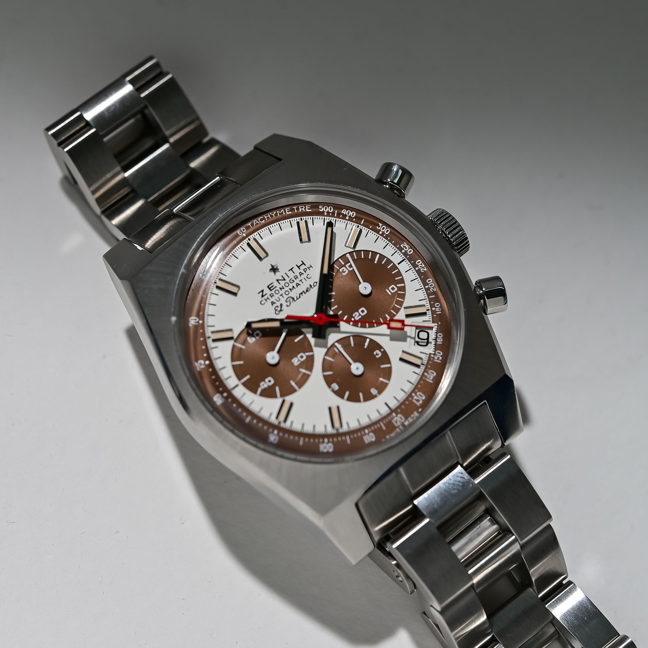 Zenith Chronomaster Revival A384 Tropical Brown Dial - Review - 3